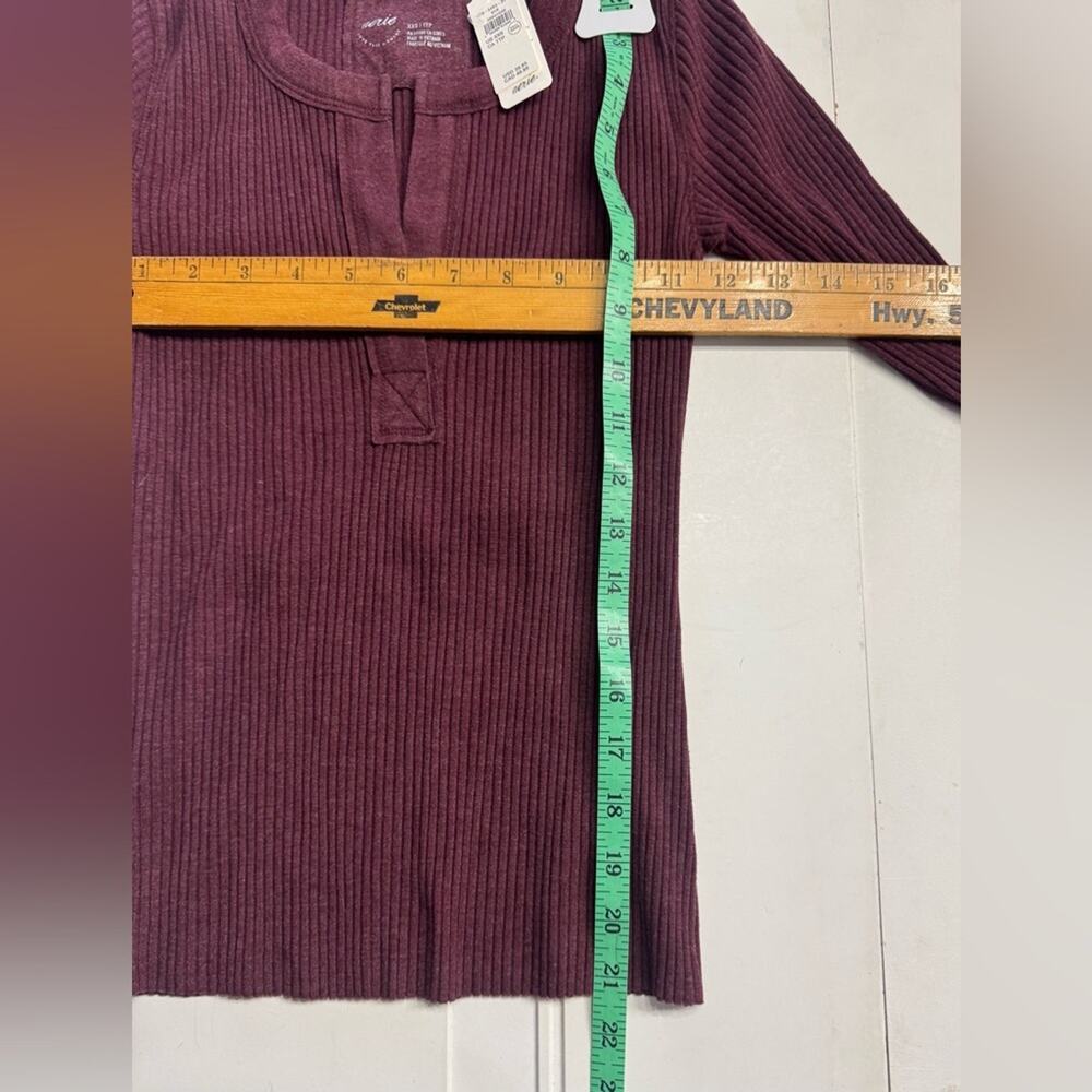 Aerie NWT Women's Sz XXS Long Sleeve Purple Burgundy Ribbed Henley - Picture 4 of 5
